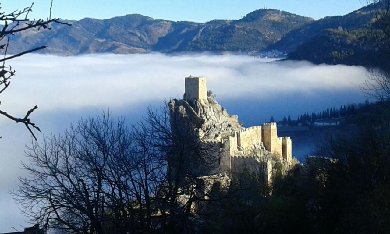 Hotel Balcon De Cazorla Eksteriør bilde